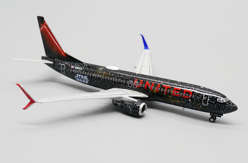 JC Wings United Boeing 737-800 (N36272) 1/400 Aircraft Scale Model