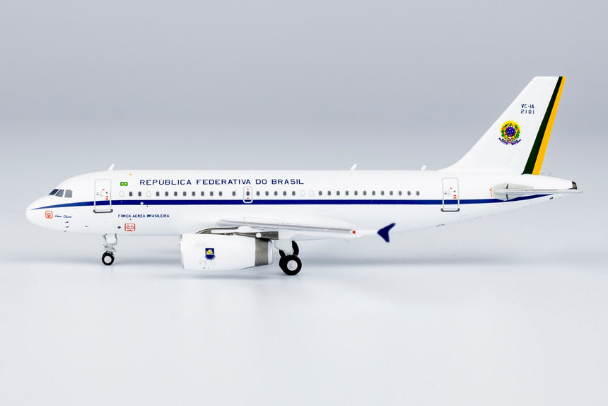 NG Models Brazilian Air Force Airbus A319-100 ACJ(VC-1A) FAB2101 Old Colours 1/400 Scale