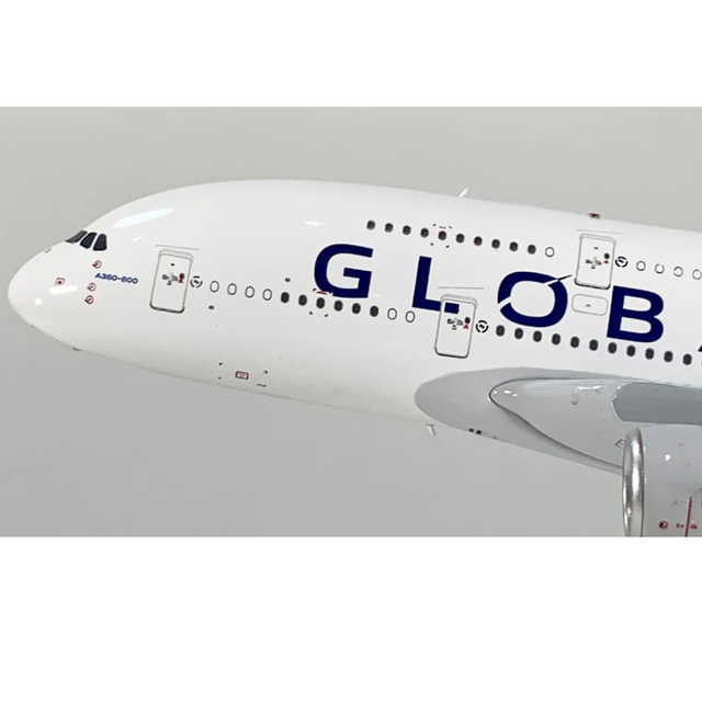 Aviation400 Global Airlines Airbus A380-841 9H-GLOBL (detachable gear) 1/400 Scale