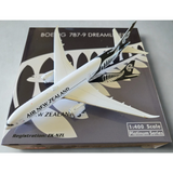 Phoenix Air New Zealand Boeing B787-9 ZK-NZL 1/400 Aircraft Scale Model