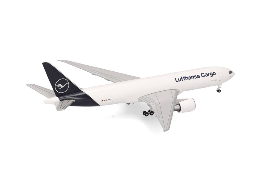 Herpa Lufthansa Cargo Boeing 777F – D-ALFL 1/500 Scale