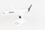 SkyMarks Lufthansa Boeing B787-9 1/200 Scale