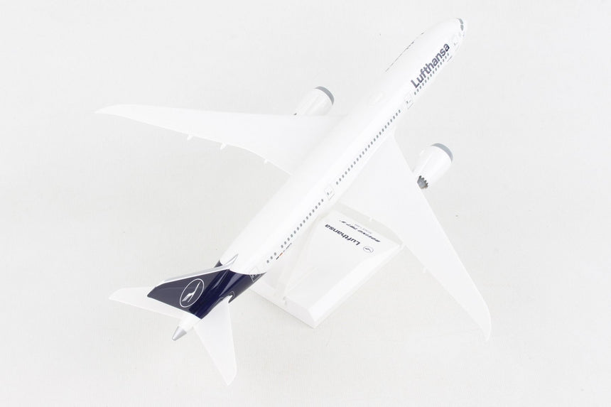 SkyMarks Lufthansa Boeing B787-9 1/200 Scale