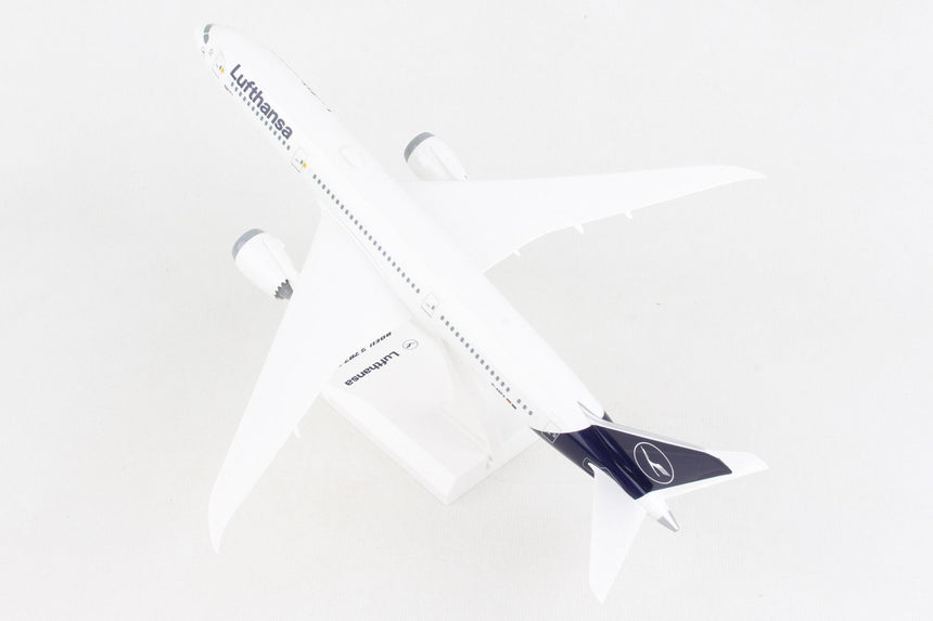 SkyMarks Lufthansa Boeing B787-9 1/200 Scale