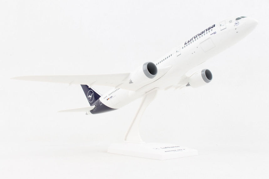 SkyMarks Lufthansa Boeing B787-9 1/200 Scale
