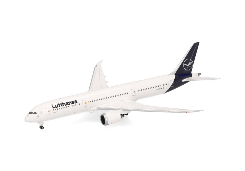 Herpa Lufthansa Boeing 787-9 Dreamliner 1/500 Aircraft Scale Model