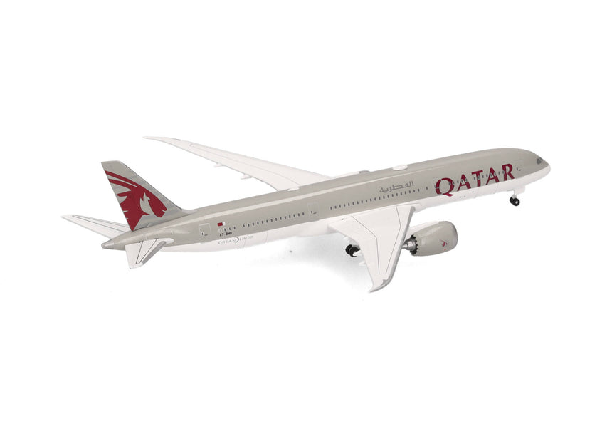 Herpa Qatar Airways Boeing 787-9 Dreamliner – A7-BHO 1/500 Scale