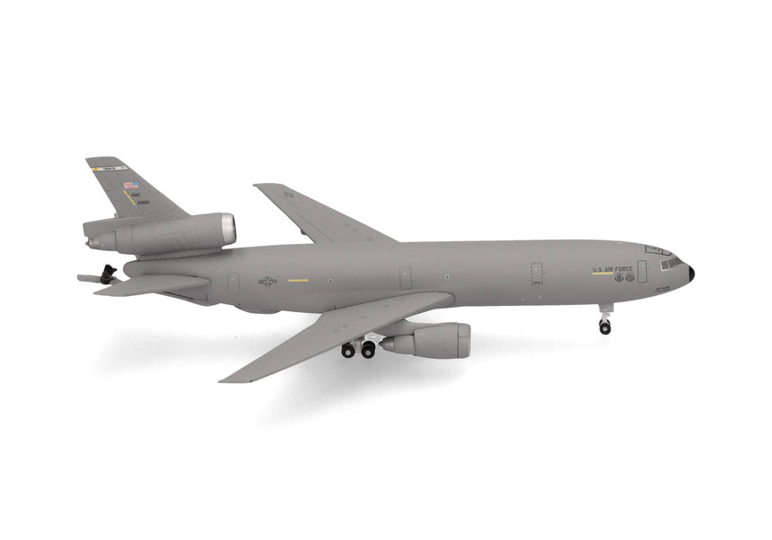 Herpa U.S. Air Force McDonnell Douglas KC-10 Extender - 60th Air Mobility Wing, Travis Air Base – 86-0031 1/500 Aircraft Scale Model