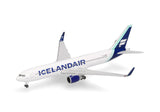 Herpa Icelandair Boeing 767-300 - Borreal blue tail stripe – TF-ISN "Svörtuborgir" 1/500 Aircraft Scale Model