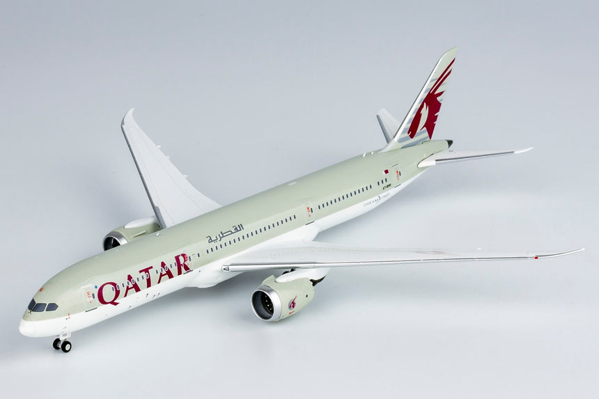 NG Models Qatar Airways Boeing B787-9 Dreamliner A7-BHH 1/400 Scale
