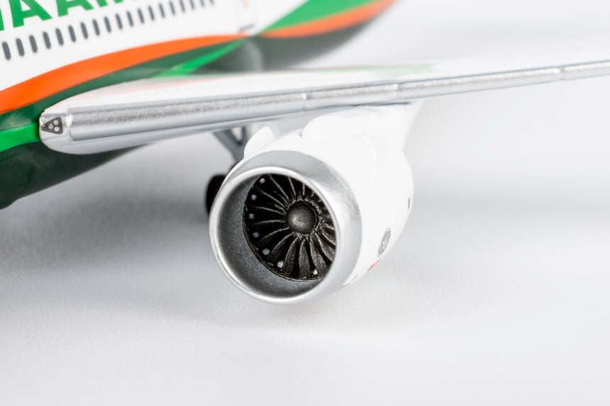 NG Models Eva Airways Boeing 787-9 Dreamliner B-17883 1/400 Aircraft Scale Model