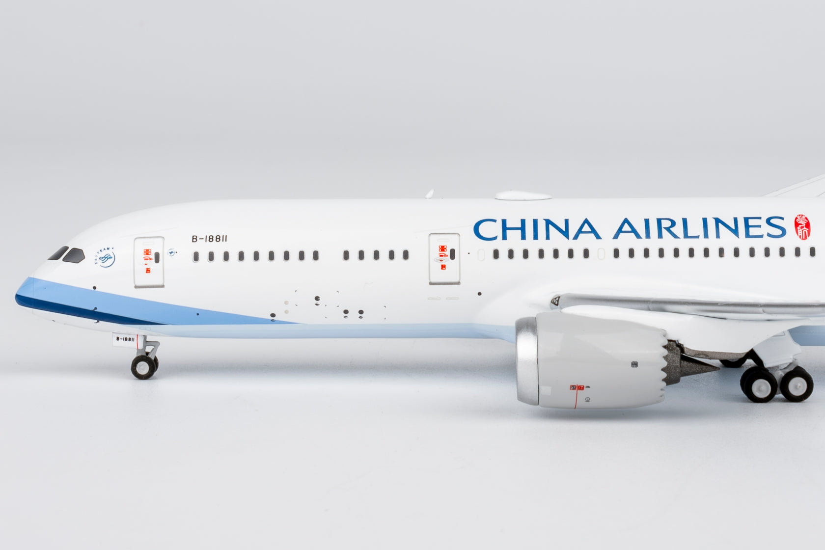 NG Models China Airlines Boeing 787-9 Dreamliner B-18811 (first