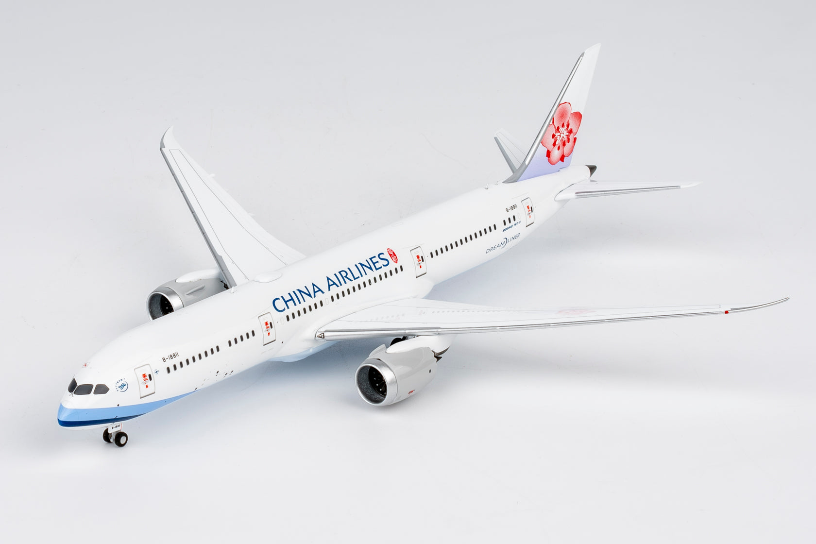 NG Models China Airlines Boeing 787-9 Dreamliner B-18811 (first