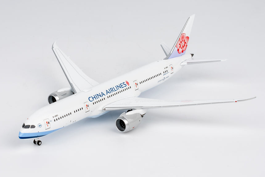 NG Models China Airlines Boeing 787-9 Dreamliner B-18811 (first 787-9 for China Airlines) (Ultimate) 1/400 Aircraft Scale Model