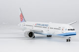 NG Models China Airlines Boeing 787-9 Dreamliner B-18811 (first 787-9 for China Airlines) (Ultimate) 1/400 Aircraft Scale Model