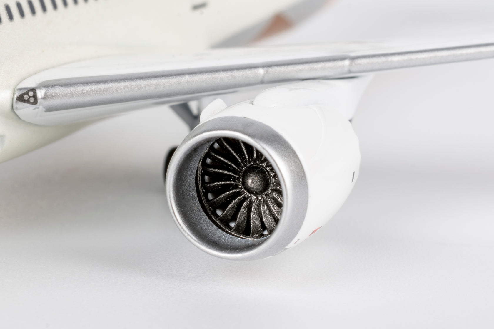 NG Models Etihad Airways Boeing 787-10 Dreamliner A6-BMB 1/400