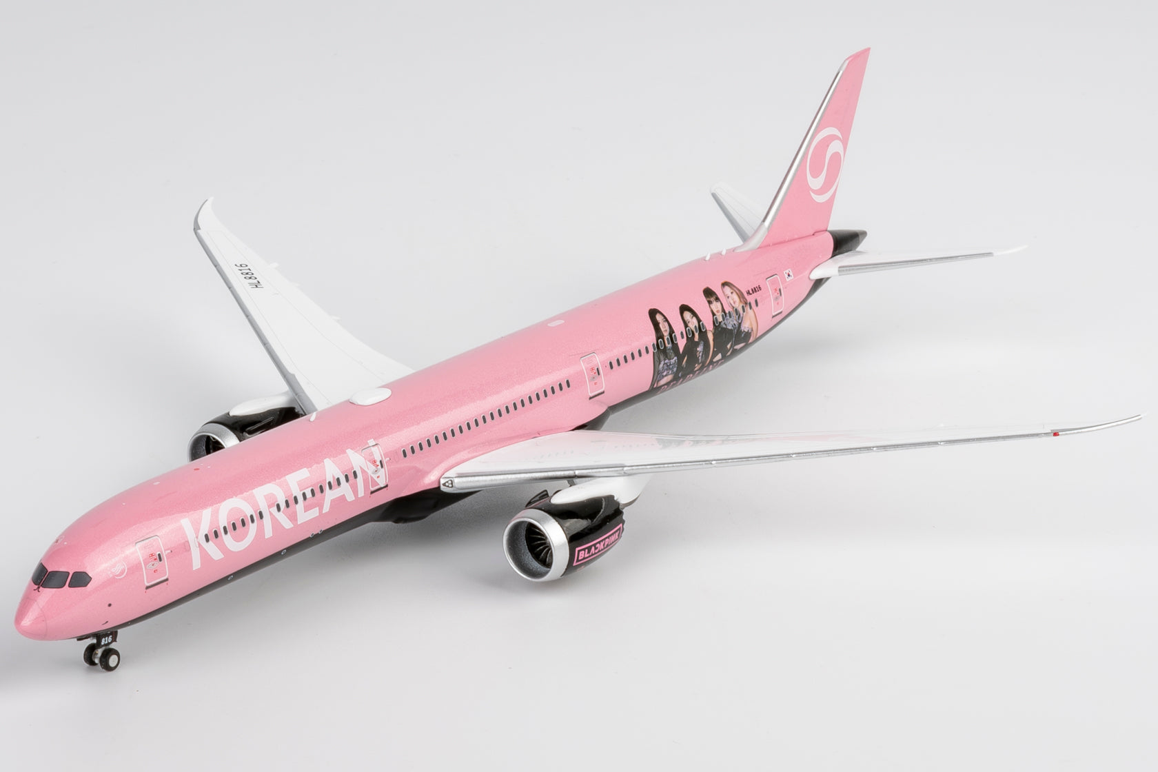 NG Models Korean Air Boeing 787-10 Dreamliner HL8816 (Ultimate) 1
