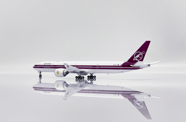 JC Wings Qatar Airways Boeing 777-300ER (A7-BAC) 1/400 Aircraft Scale Model