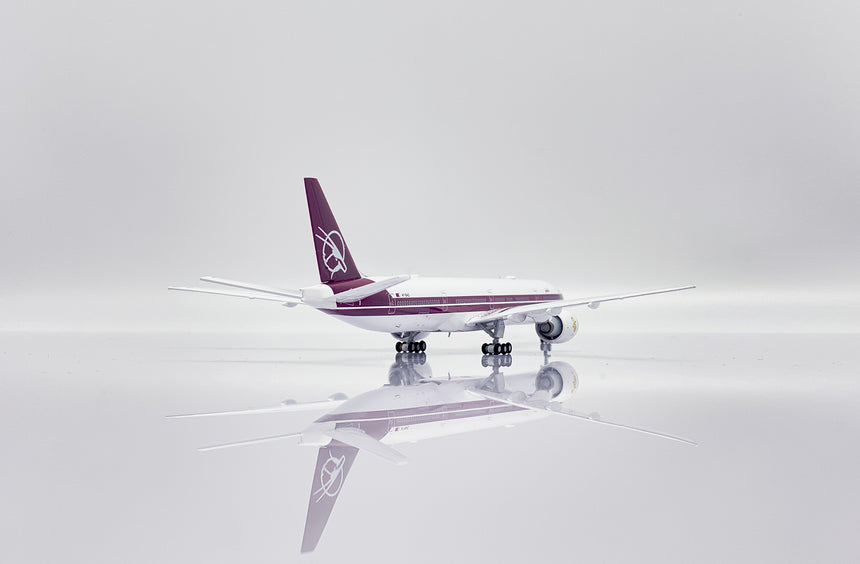 JC Wings Qatar Airways Boeing 777-300ER (A7-BAC) 1/400 Aircraft Scale Model