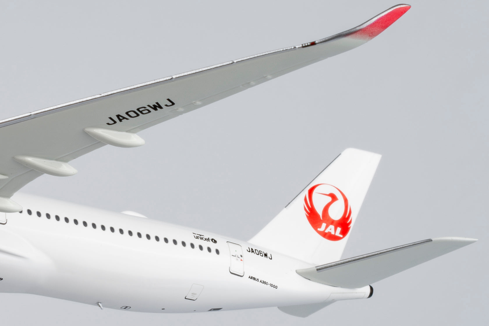 NG Models Japan Airlines (JAL) Airbus A350-1000 JA06WJ 1/400