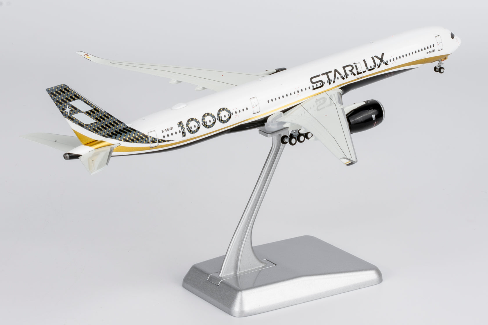 NG Models Starlux Airlines (Carbon Fiber colors; first A350-1000