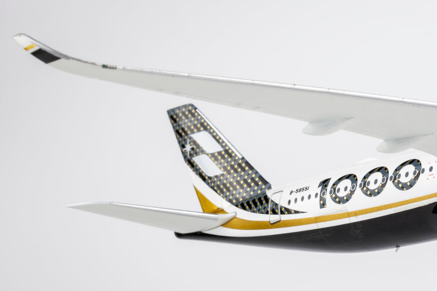 NG Models Starlux Airlines (Carbon Fiber colors; first A350-1000 for Starlux Airlines) Airbus A350-1000 B-58551 (ULTIMATE) 1/400 Aircraft Scale Model