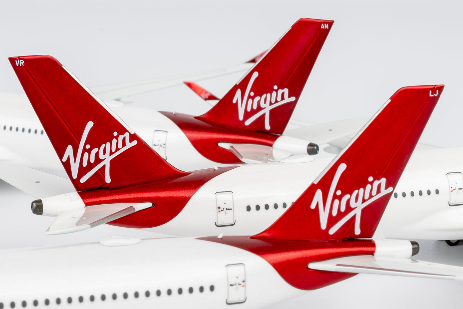 NG Models Virgin Atlantic Airways named "Bennie Jet" Airbus A350-1000 G-VELJ 1/400 Aircraft Scale Model