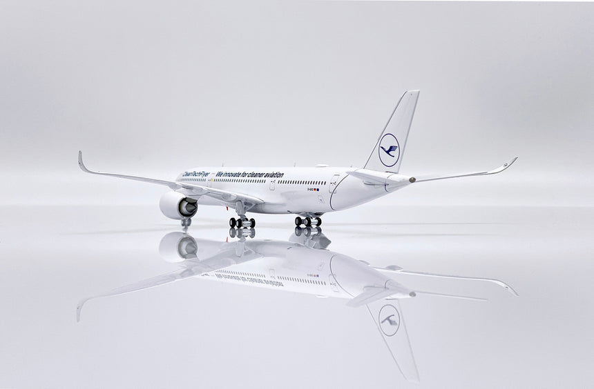 JC Wings Lufthansa Airbus A350-900 (D-AIVD) 1/400 Aircraft Scale Model