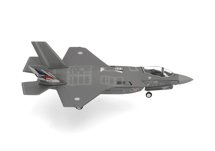 Herpa Japan Air Self-Defense Force Lockheed F-35A Lightning II - 302 Hikotai, Misawa AB - 50th Anniversary 1/200 Scale