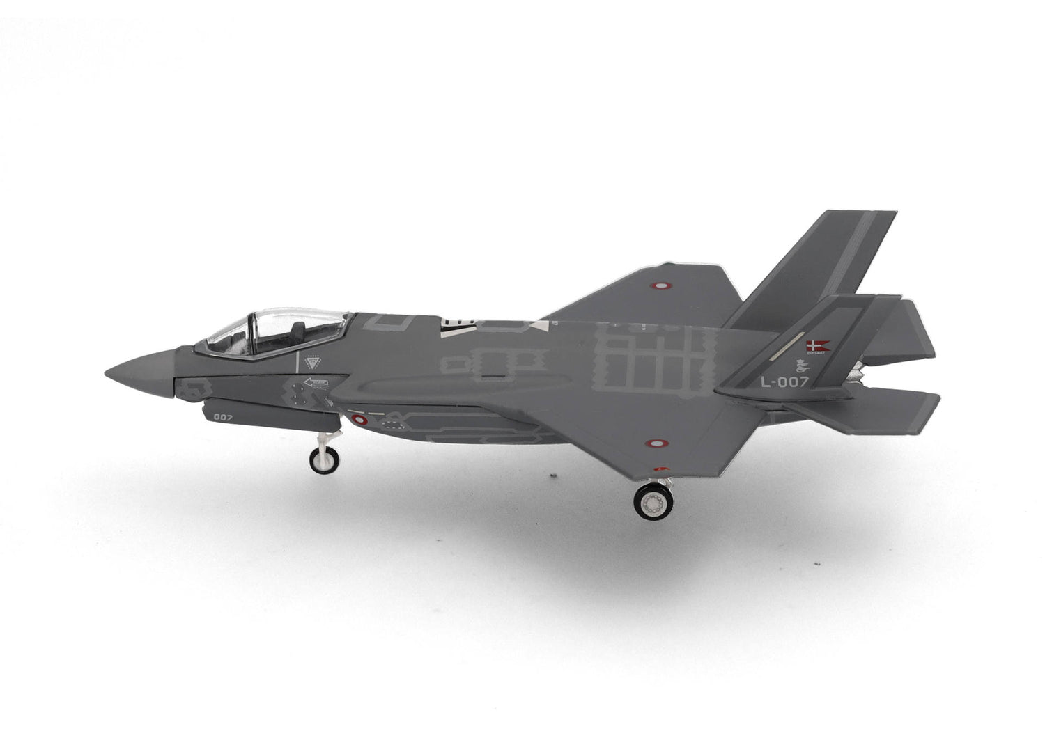 Herpa Royal Danish Air Force Lockheed Martin F-35A Lightning II - Eskadrille 727, Skrydstrup AB - L-007 1/200 Scale