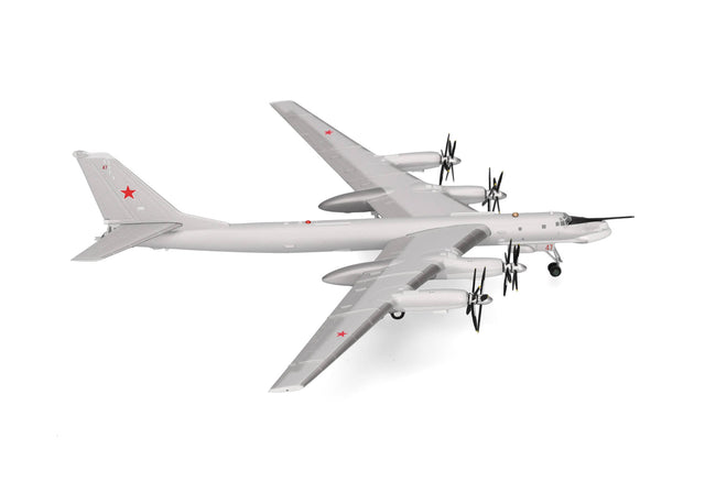 Herpa Soviet Air Forces Tupolev TU-95MS - 1226th Heavy Bomber Aviation Regiment, Chagan Air Base, Kazakh SSR 1/200 Aircraft Scale Model