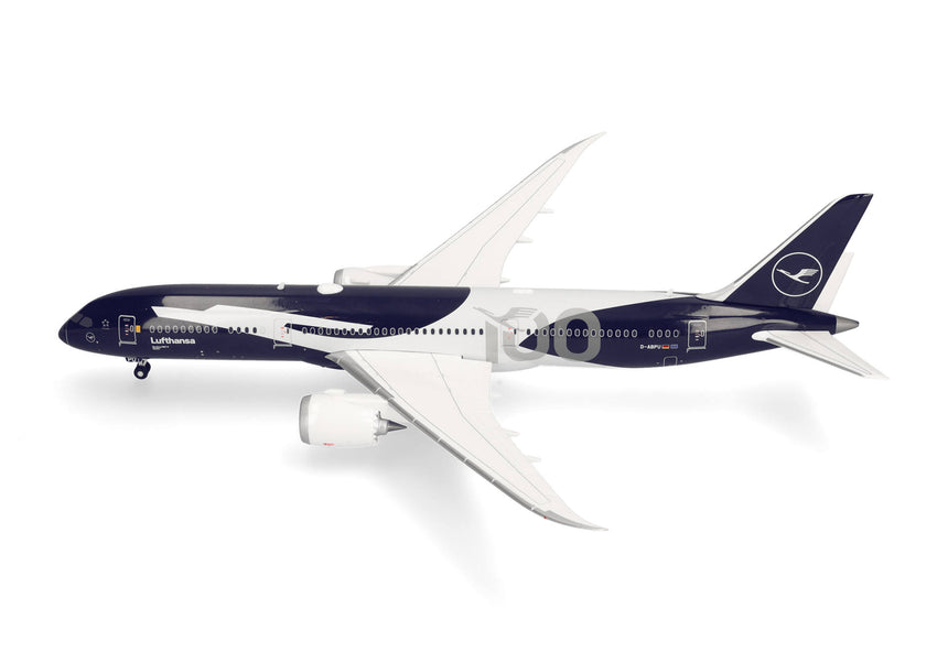 Herpa Lufthansa Boeing 787-9 Dreamliner "100 Years" - D-ABPU "Berlin" 1/200 Aircraft Scale Model