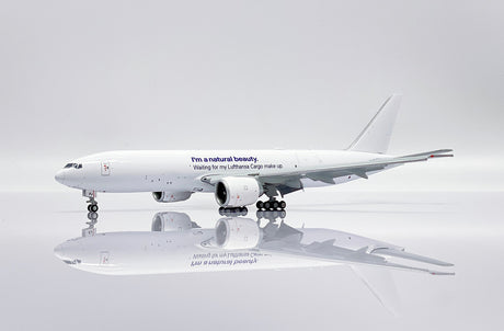 JC Wings Lufthansa Cargo Boeing 777-200LRF (D-ALFJ) FLAPS DOWN 1/400 Scale