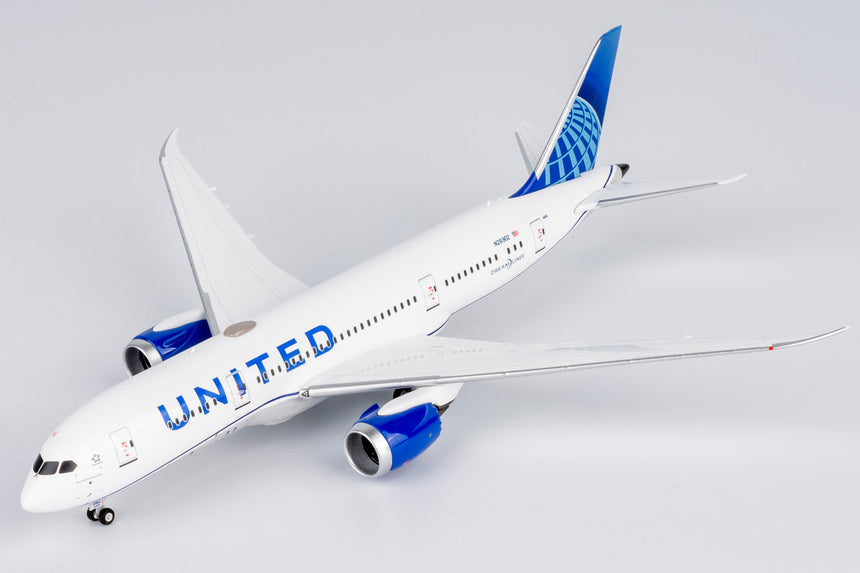 NG Models United Airlines Blue Evolution c/s Boeing 787-8 Dreamliner N26902 1/400 Scale