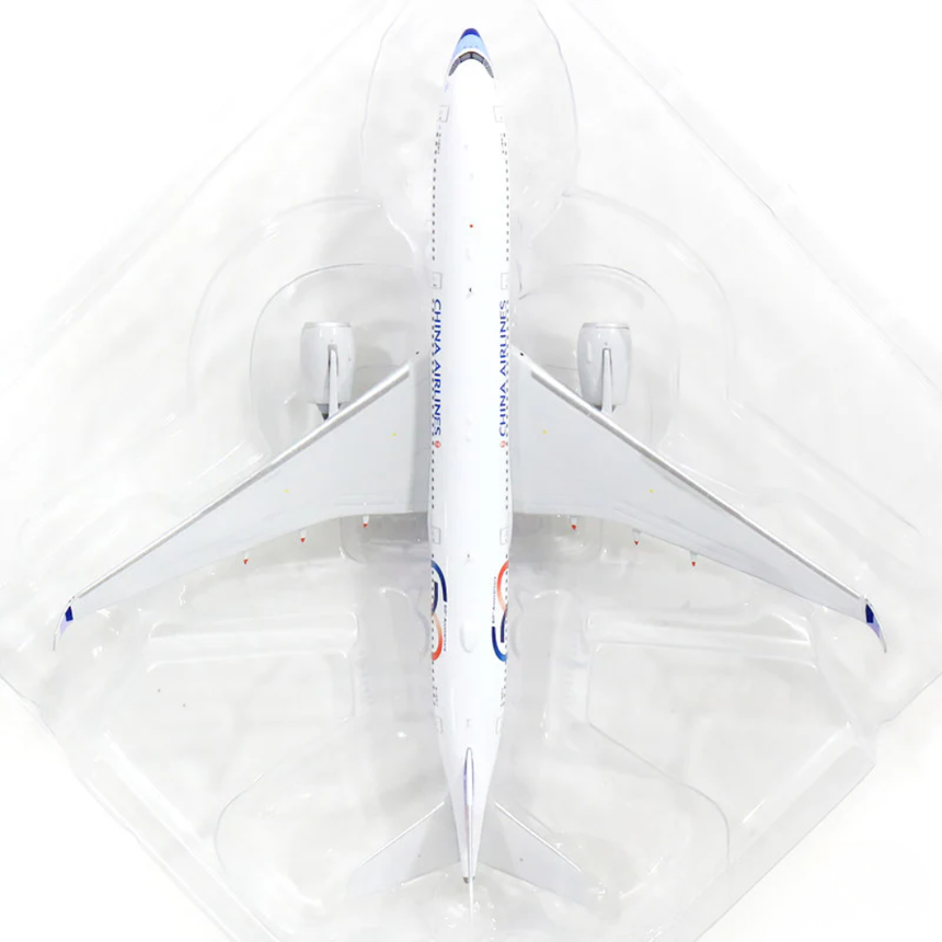 Phoenix China Airlines Airbus A350-900 B-18917 '60 Years' 1/400 Aircraft Scale Model