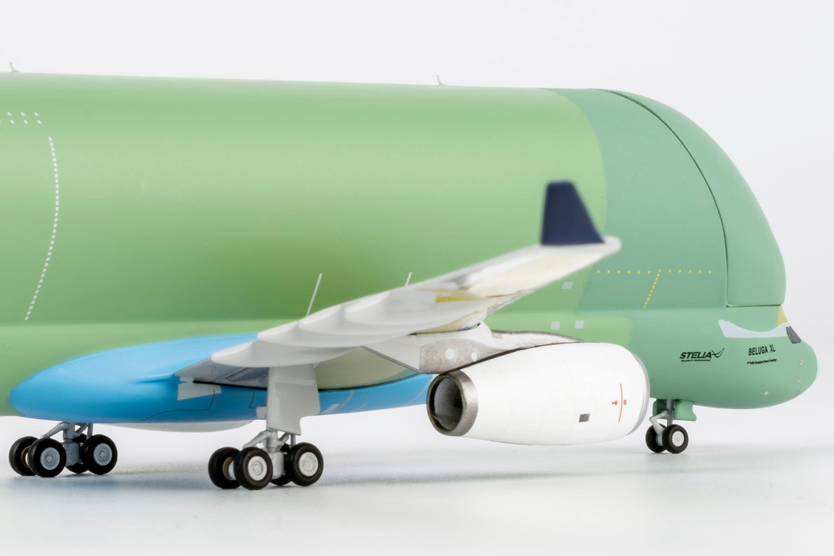 NG Model Airbus Transport International Airbus A330-743L Airbus