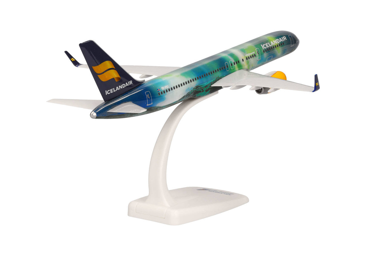 Herpa Icelandair Boeing 757-200 - TF-FIU 1/200 Aircraft Scale Model
