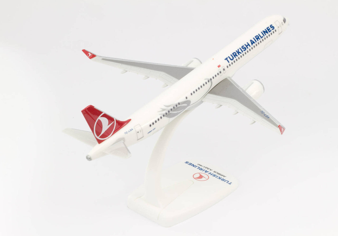 Herpa Turkish Airlines Airbus A321neo TC-LSA 1/200 Aircraft Scale Model