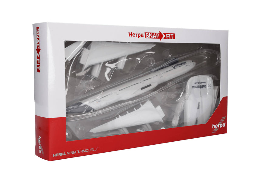 Herpa Snapfit Lufthansa Airbus A340-600 1/250 Aircraft Scale Model