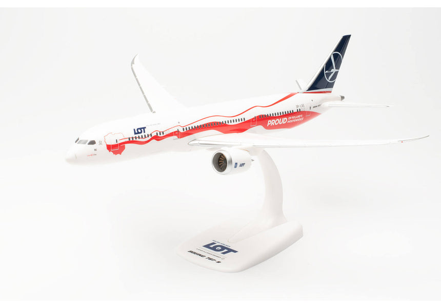 Herpa LOT Polish Airlines Boeing 787-9 “Proud of Poland ‘s Independence” - SP-LSC 1/200 Scale