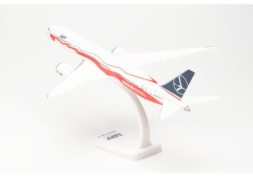 Herpa LOT Polish Airlines Boeing 787-9 “Proud of Poland ‘s Independence” - SP-LSC 1/200 Scale