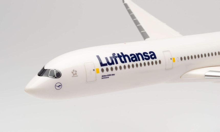 Herpa Lufthansa Airbus A350-900 1/200 Scale