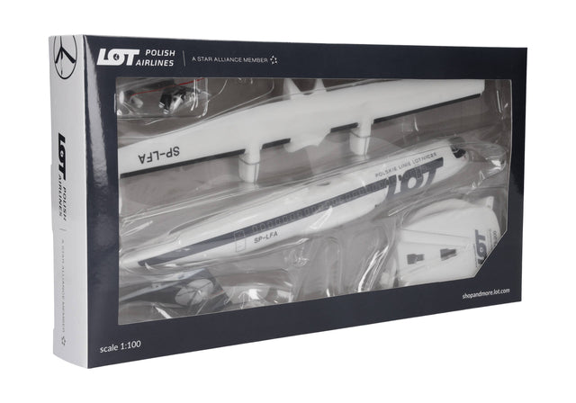 Herpa Snapfit LOT Polish Airlines ATR-72-200 - SP-LFA 1/200 Aircraft Scale Model