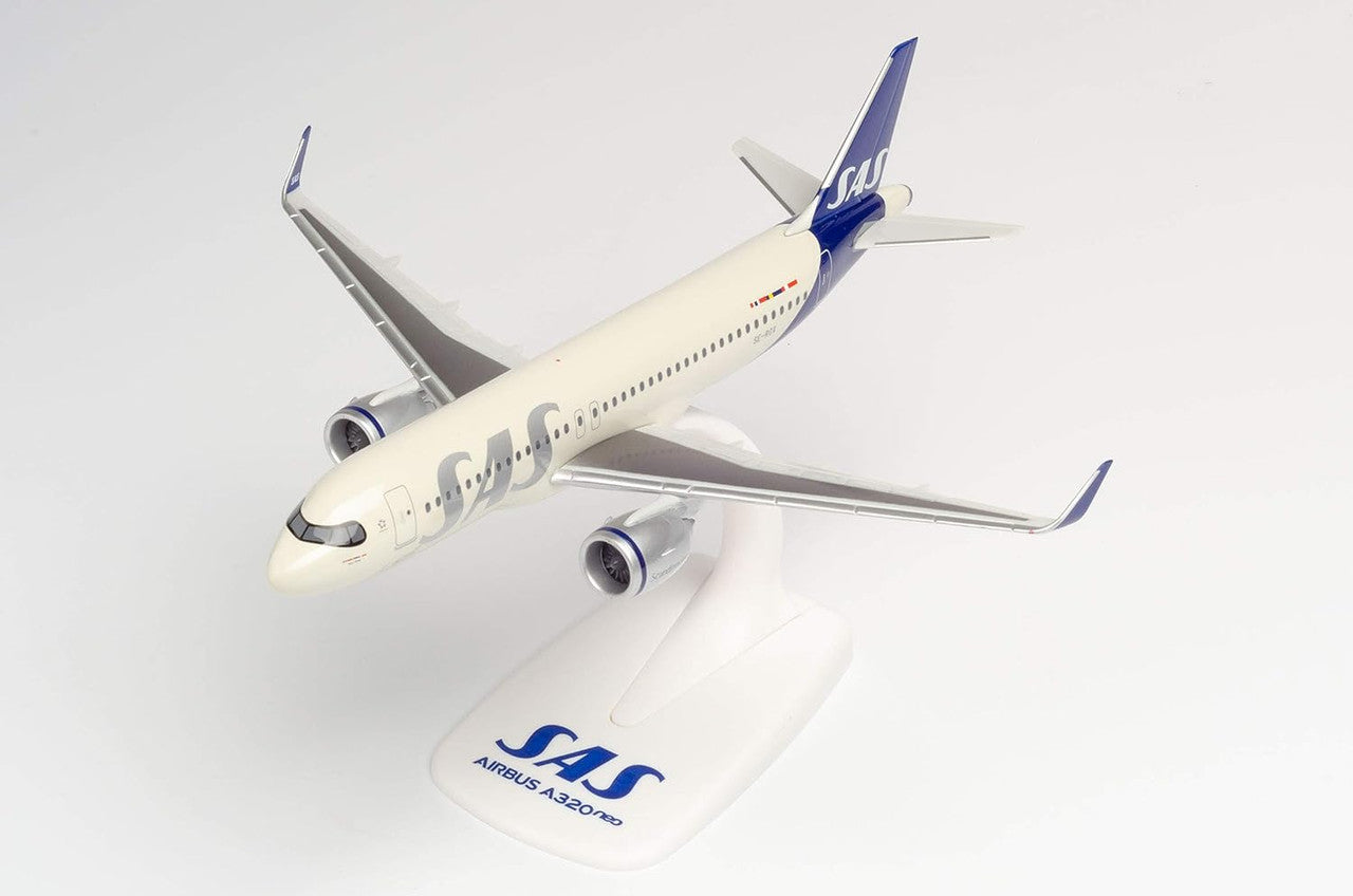 Herpa SAS Scandinavian Airlines Airbus A320Neo – SE-ROX "Roar Viking" 1/200 Aircraft Scale Model