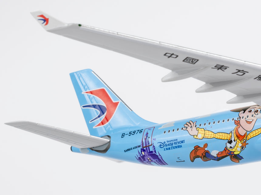 NG Models China Eastern Airlines Airbus A330-300 B-5976 1/400 Aircraft Scale Model