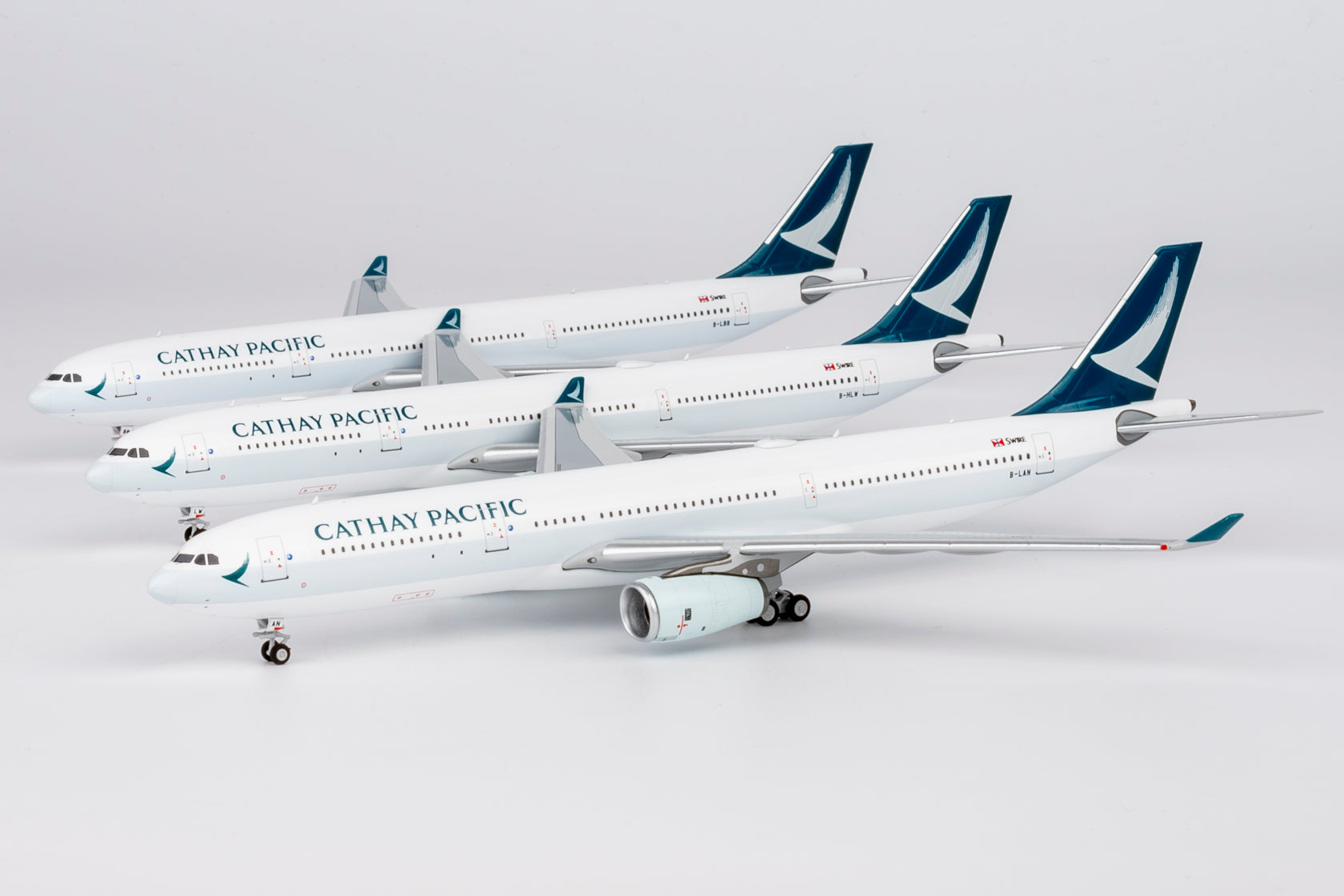 NG Models Cathay Pacific Airways Airbus A330-300 B-LBB (Ultimate