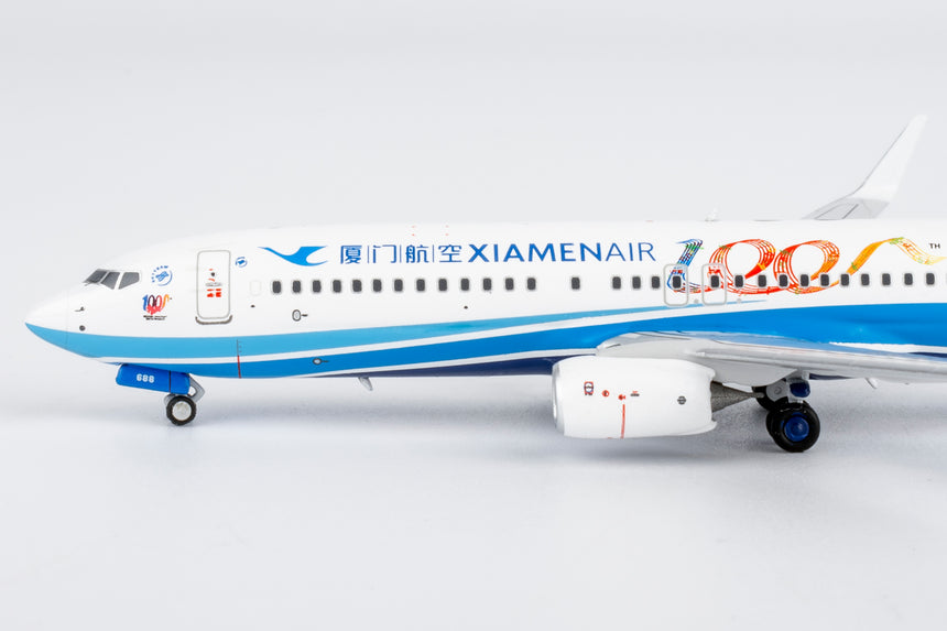NG Models Xiamen Airlines "100th Boeing aircraft for Xiamen Airlines" Boeing 737-800/w B-5688 1/400 Aircraft Scale Model