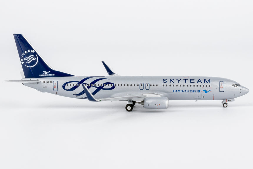 NG Models Xiamen Airlines "Skyteam" livery Boeing 737-800/w B-5633 1/400 Aircraft Scale Model