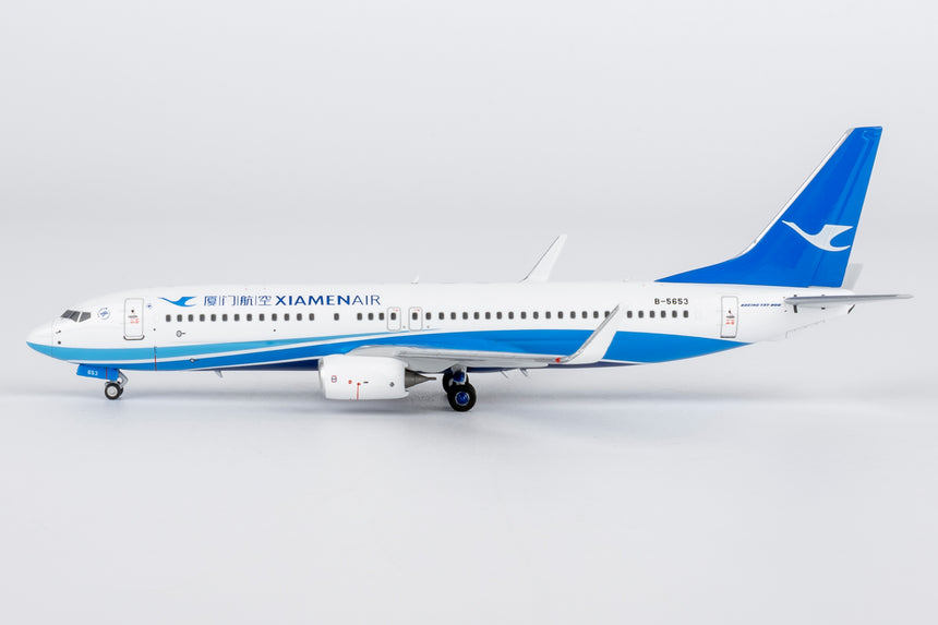 NG Models Xiamen Airlines Boeing 737-800/w B-5653 1/400 Aircraft Scale Model
