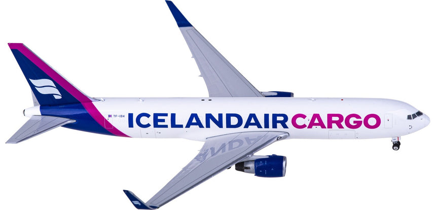 Phoenix Icelandair Boeing 767-300ER TF-ISH 1/400 Aircraft Scale Model